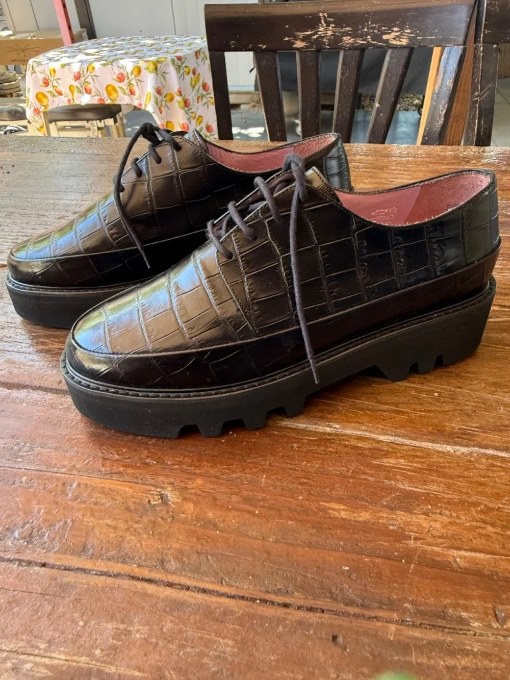 UNREAL  FIELDS STEP UP BLACK PLATFORM CREEPERS CROCODILE -EMBOSSED 39/8.5USA NEW